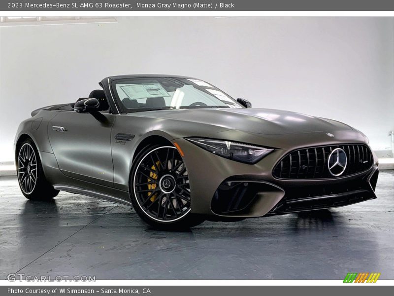 Front 3/4 View of 2023 SL AMG 63 Roadster
