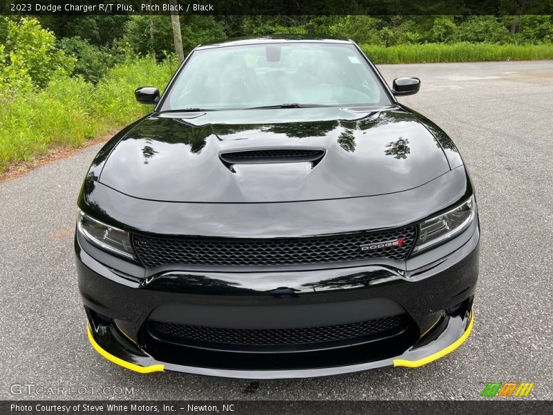 Pitch Black / Black 2023 Dodge Charger R/T Plus