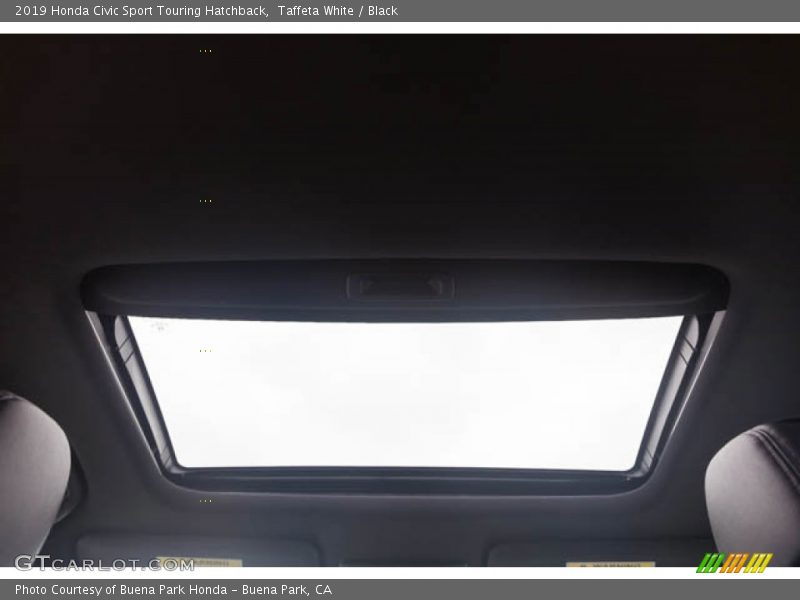 Taffeta White / Black 2019 Honda Civic Sport Touring Hatchback