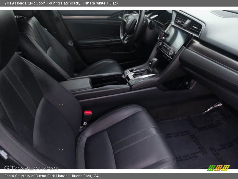 Taffeta White / Black 2019 Honda Civic Sport Touring Hatchback