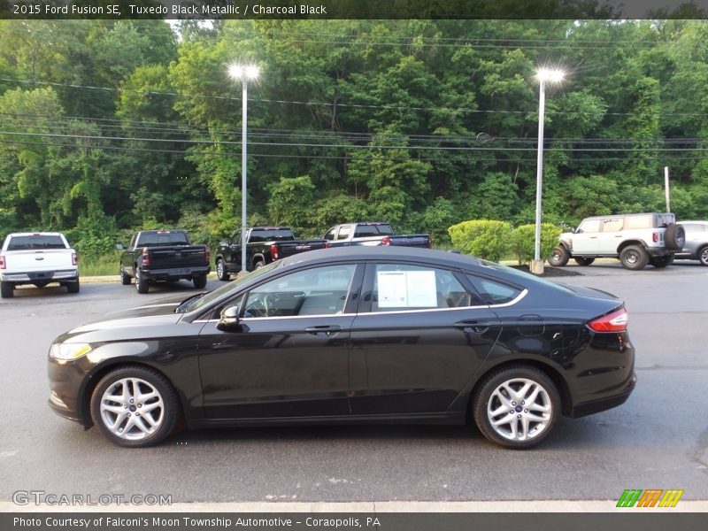 Tuxedo Black Metallic / Charcoal Black 2015 Ford Fusion SE