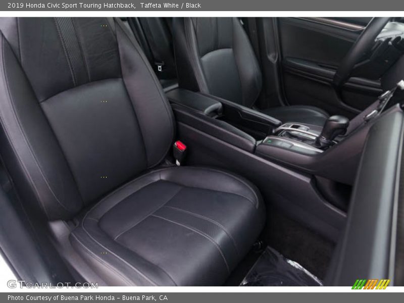 Taffeta White / Black 2019 Honda Civic Sport Touring Hatchback