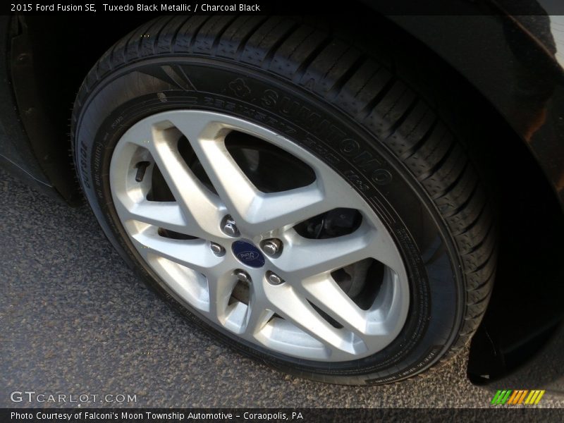 Tuxedo Black Metallic / Charcoal Black 2015 Ford Fusion SE