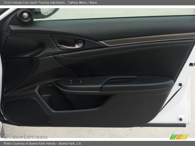 Taffeta White / Black 2019 Honda Civic Sport Touring Hatchback