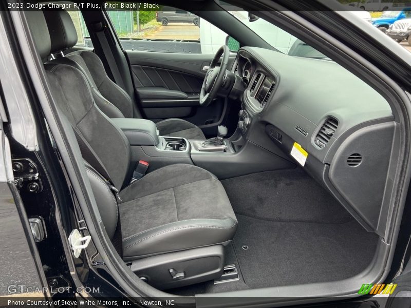 Front Seat of 2023 Charger R/T Plus