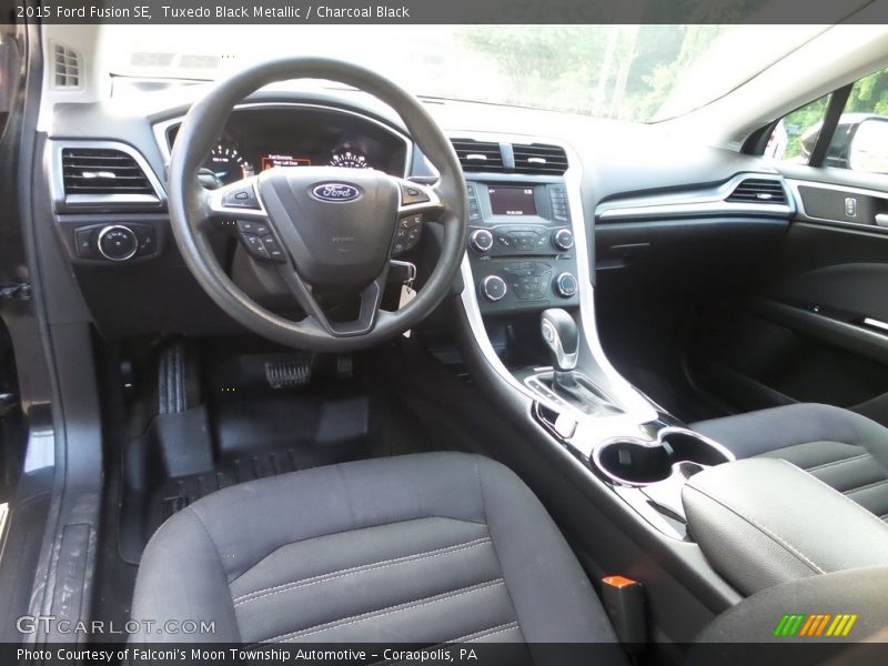 Tuxedo Black Metallic / Charcoal Black 2015 Ford Fusion SE