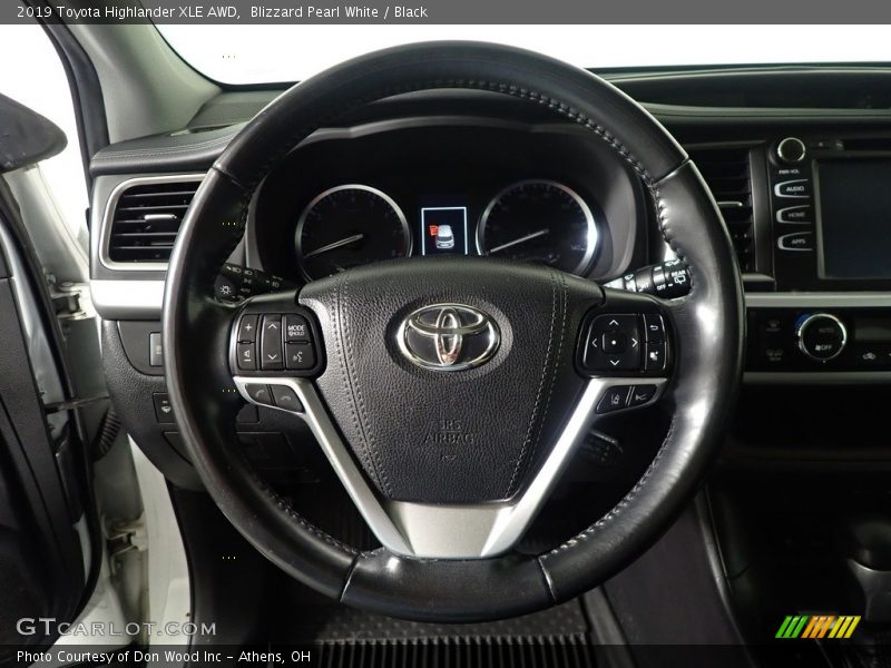 Blizzard Pearl White / Black 2019 Toyota Highlander XLE AWD