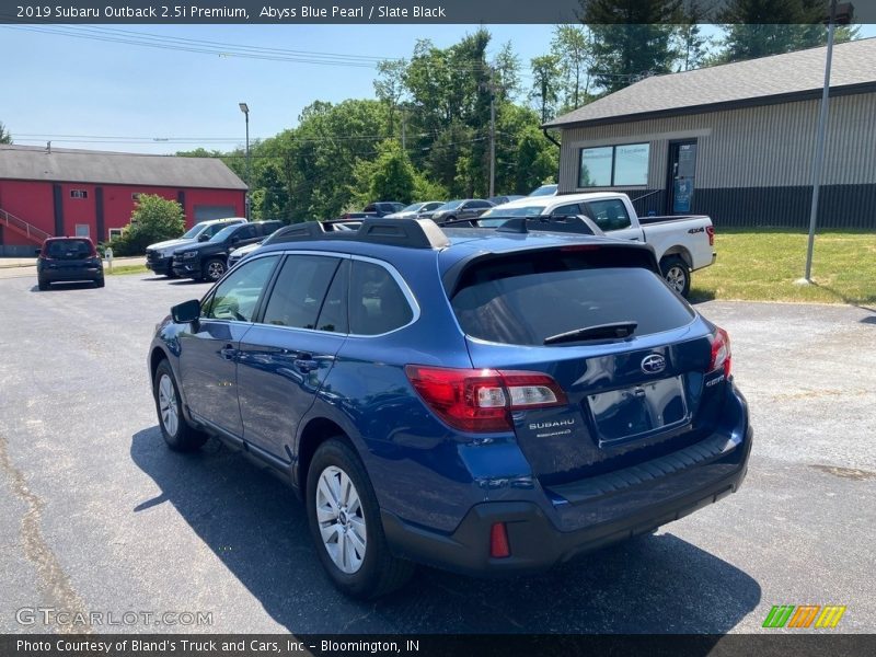 Abyss Blue Pearl / Slate Black 2019 Subaru Outback 2.5i Premium