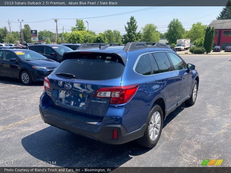 Abyss Blue Pearl / Slate Black 2019 Subaru Outback 2.5i Premium