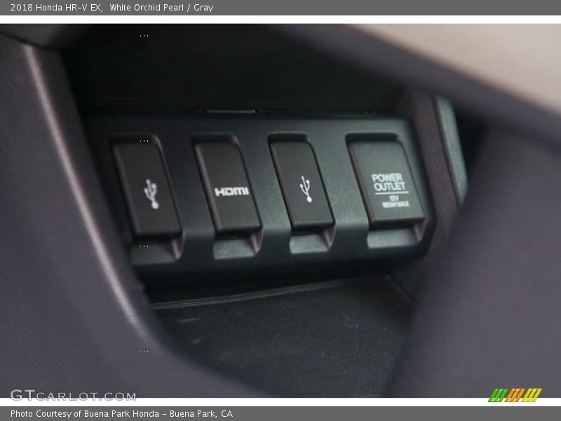 White Orchid Pearl / Gray 2018 Honda HR-V EX