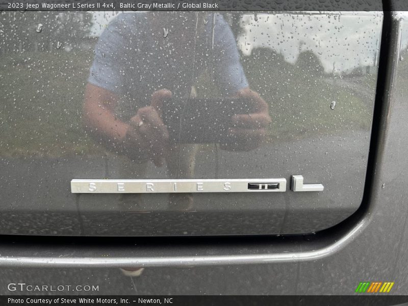 Baltic Gray Metallic / Global Black 2023 Jeep Wagoneer L Series II 4x4