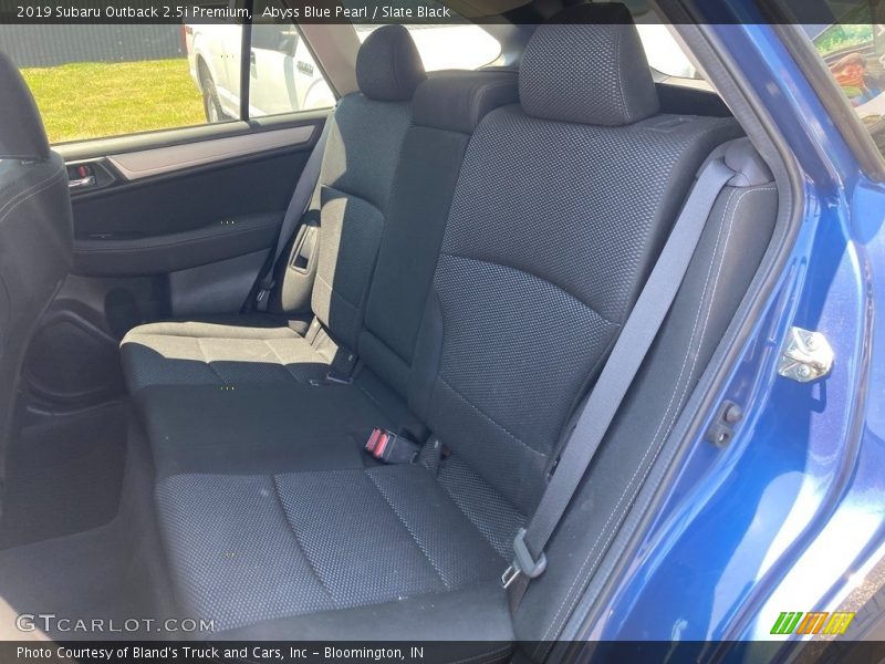 Abyss Blue Pearl / Slate Black 2019 Subaru Outback 2.5i Premium