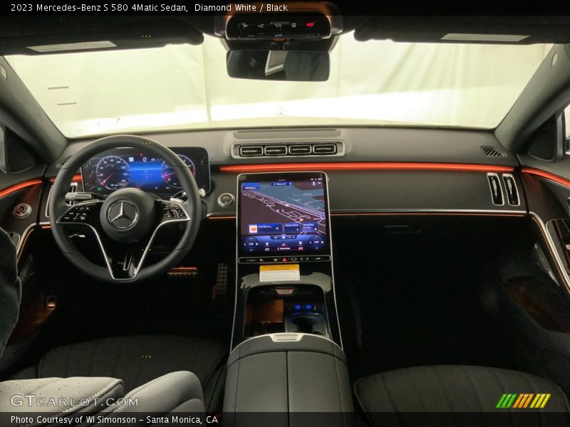 Diamond White / Black 2023 Mercedes-Benz S 580 4Matic Sedan