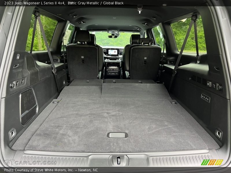  2023 Wagoneer L Series II 4x4 Trunk