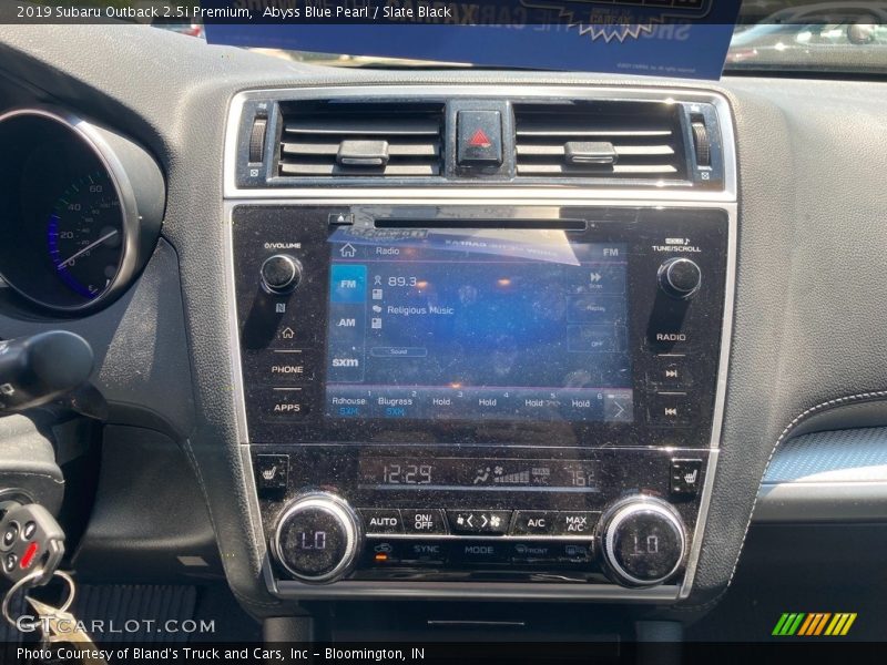Abyss Blue Pearl / Slate Black 2019 Subaru Outback 2.5i Premium