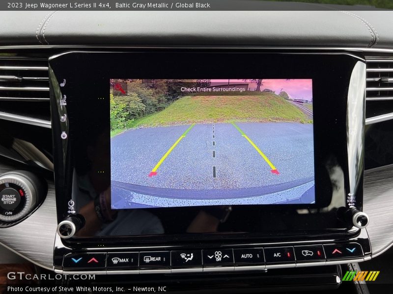 Controls of 2023 Wagoneer L Series II 4x4