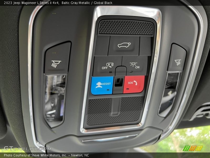 Controls of 2023 Wagoneer L Series II 4x4