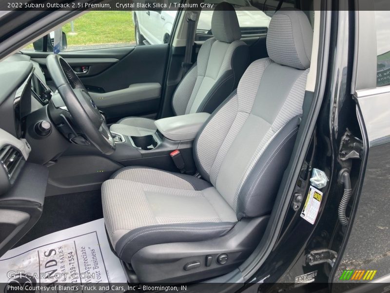  2022 Outback 2.5i Premium Titanium Gray Interior