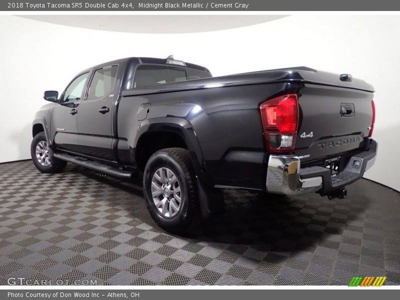 Midnight Black Metallic / Cement Gray 2018 Toyota Tacoma SR5 Double Cab 4x4