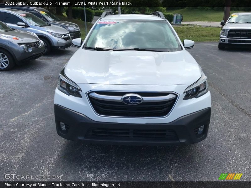 Crystal White Pearl / Slate Black 2021 Subaru Outback 2.5i Premium