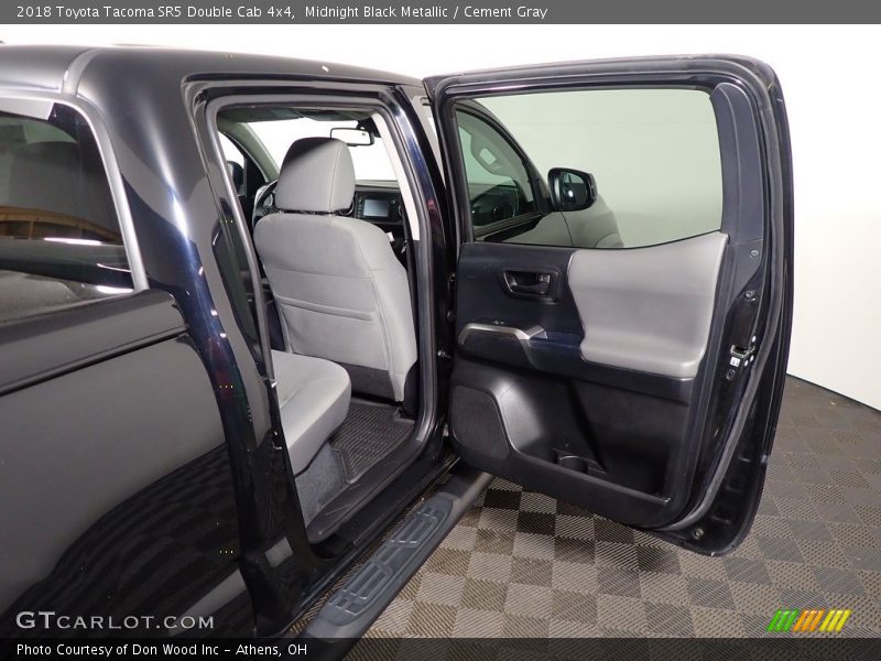 Midnight Black Metallic / Cement Gray 2018 Toyota Tacoma SR5 Double Cab 4x4