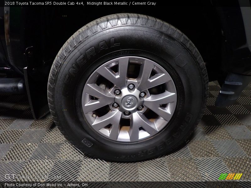 Midnight Black Metallic / Cement Gray 2018 Toyota Tacoma SR5 Double Cab 4x4