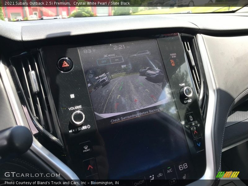 Crystal White Pearl / Slate Black 2021 Subaru Outback 2.5i Premium