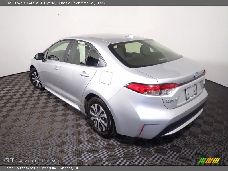 Classic Silver Metallic / Black 2022 Toyota Corolla LE Hybrid
