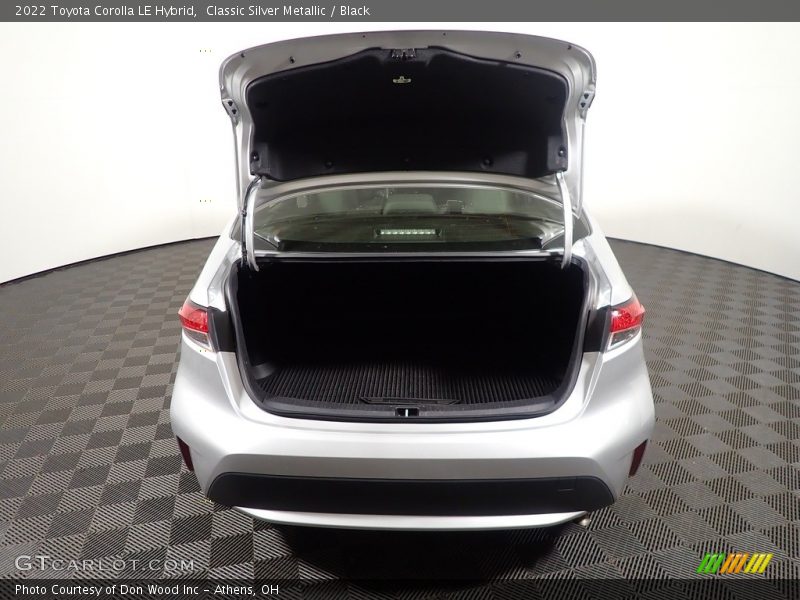 Classic Silver Metallic / Black 2022 Toyota Corolla LE Hybrid