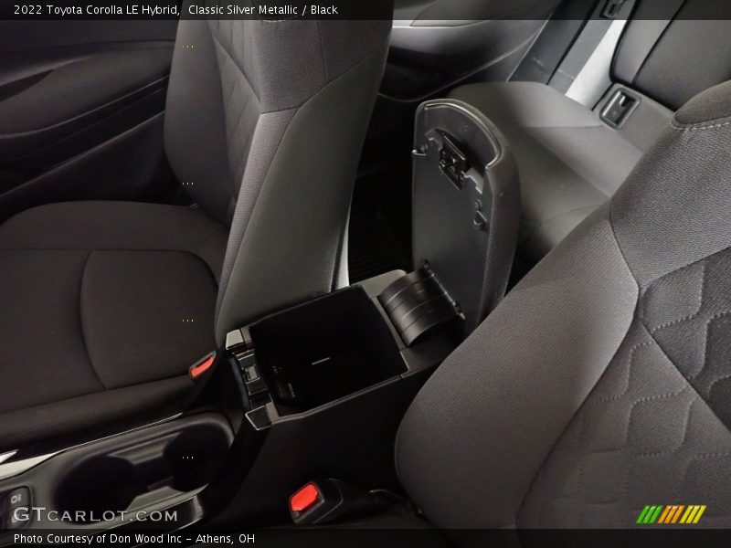 Classic Silver Metallic / Black 2022 Toyota Corolla LE Hybrid