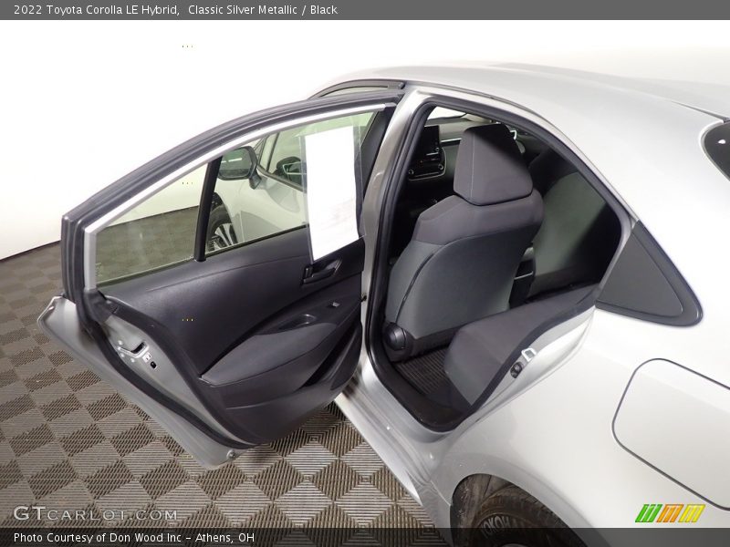 Classic Silver Metallic / Black 2022 Toyota Corolla LE Hybrid
