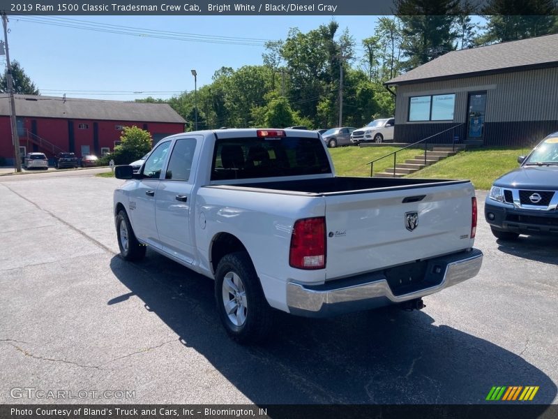 Bright White / Black/Diesel Gray 2019 Ram 1500 Classic Tradesman Crew Cab
