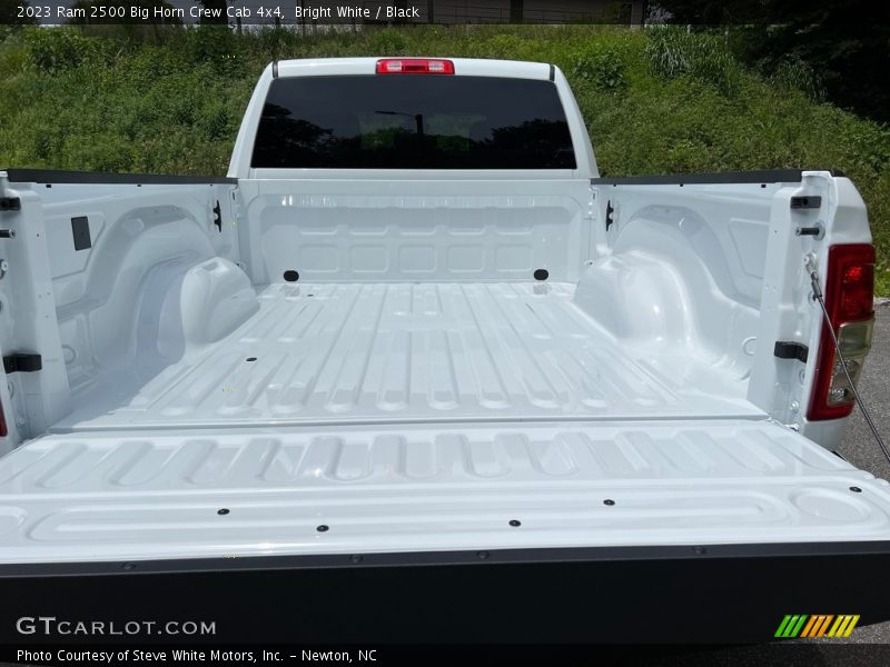 Bright White / Black 2023 Ram 2500 Big Horn Crew Cab 4x4