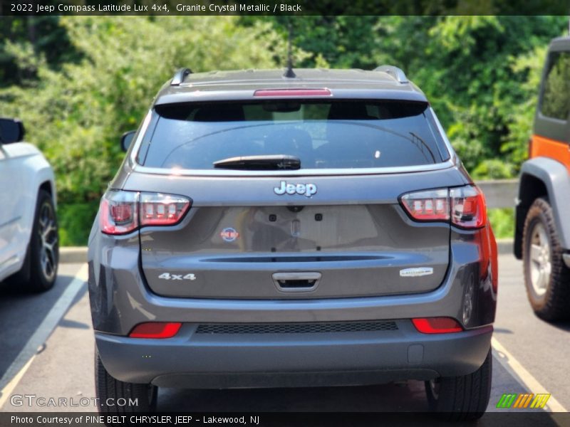 Granite Crystal Metallic / Black 2022 Jeep Compass Latitude Lux 4x4