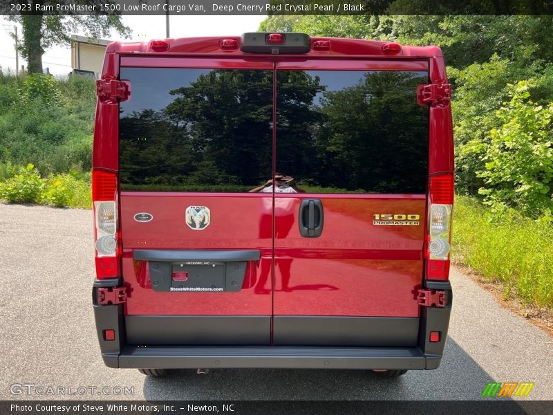 Deep Cherry Red Crystal Pearl / Black 2023 Ram ProMaster 1500 Low Roof Cargo Van