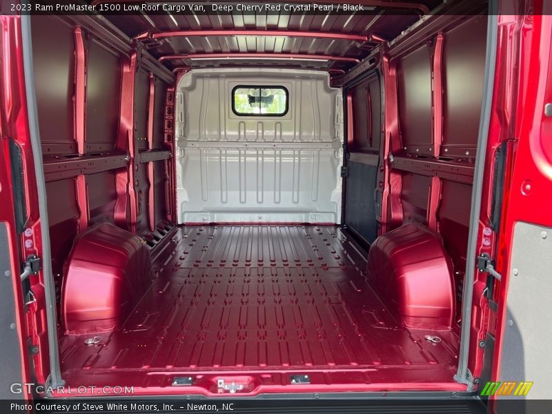  2023 ProMaster 1500 Low Roof Cargo Van Trunk