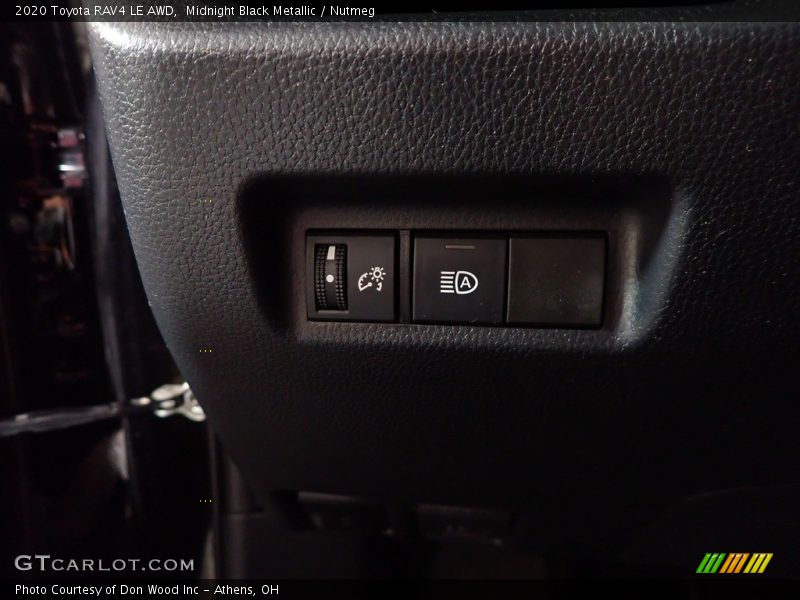 Midnight Black Metallic / Nutmeg 2020 Toyota RAV4 LE AWD