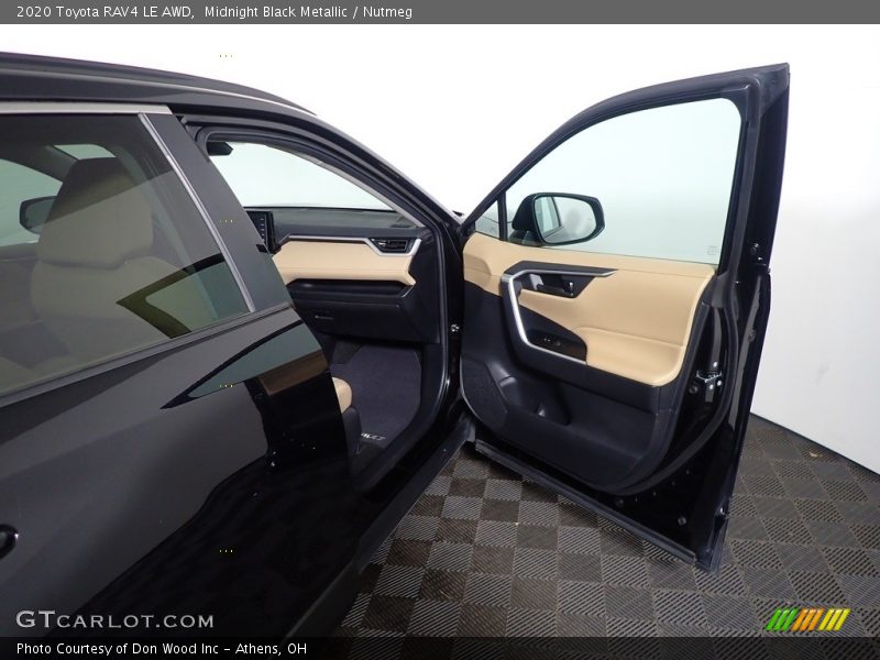 Midnight Black Metallic / Nutmeg 2020 Toyota RAV4 LE AWD