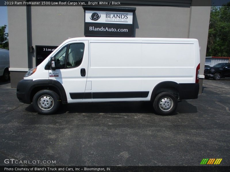 Bright White / Black 2019 Ram ProMaster 1500 Low Roof Cargo Van