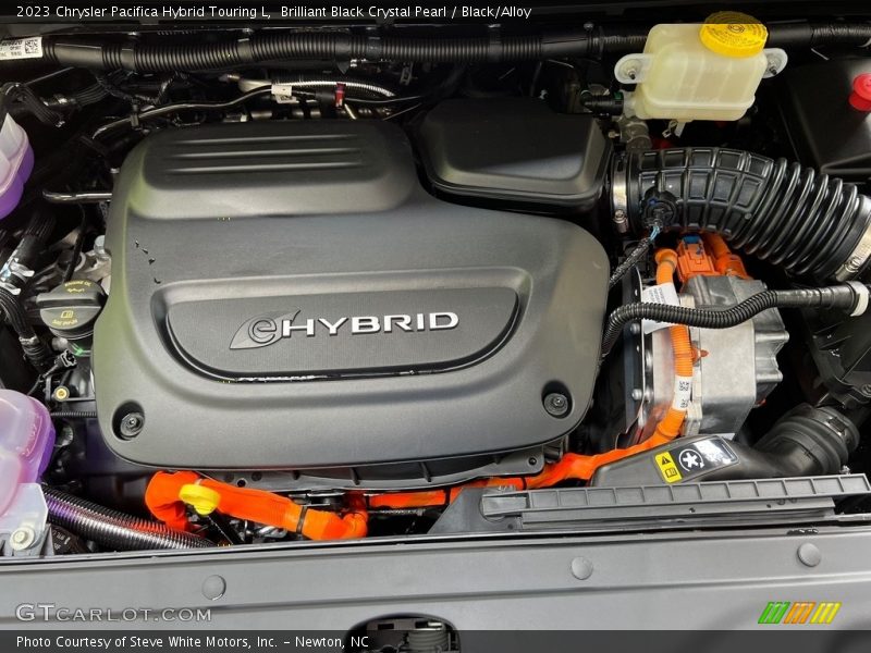  2023 Pacifica Hybrid Touring L Engine - 3.6 Liter DOHC 24-Valve VVT V6 Gasoline/Electric Hybrid