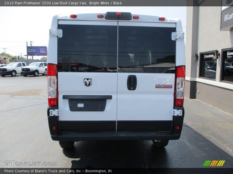 Bright White / Black 2019 Ram ProMaster 1500 Low Roof Cargo Van