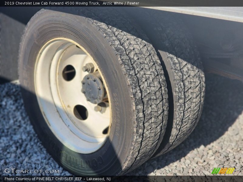 Arctic White / Pewter 2019 Chevrolet Low Cab Forward 4500 Moving Truck