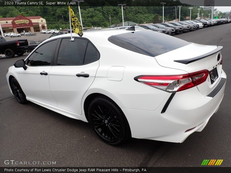 Super White / Ash 2020 Toyota Camry SE