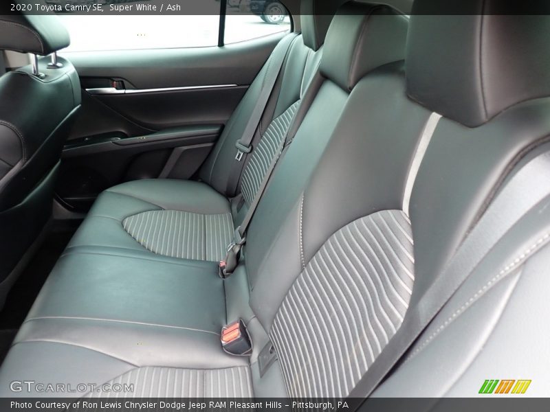 Super White / Ash 2020 Toyota Camry SE