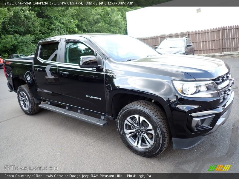 Front 3/4 View of 2021 Colorado Z71 Crew Cab 4x4