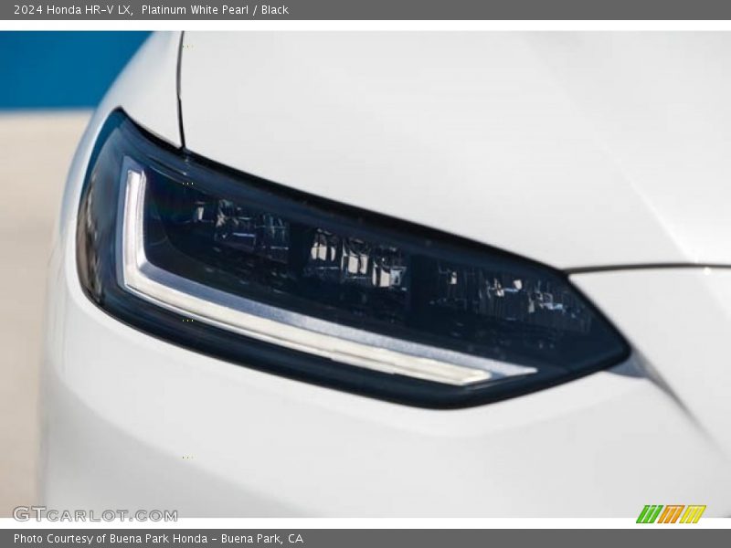 Platinum White Pearl / Black 2024 Honda HR-V LX