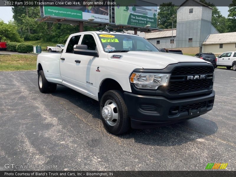 Bright White / Black 2022 Ram 3500 Tradesman Crew Cab 4x4