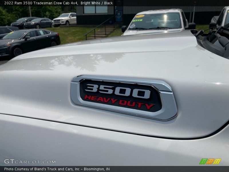 Bright White / Black 2022 Ram 3500 Tradesman Crew Cab 4x4
