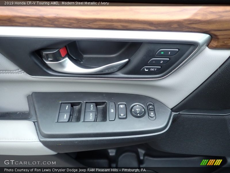 Modern Steel Metallic / Ivory 2019 Honda CR-V Touring AWD