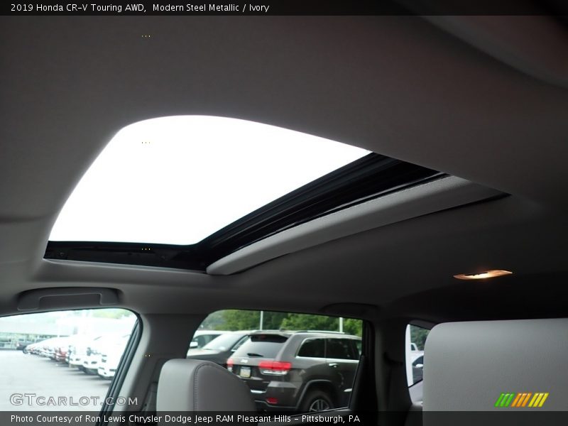 Modern Steel Metallic / Ivory 2019 Honda CR-V Touring AWD